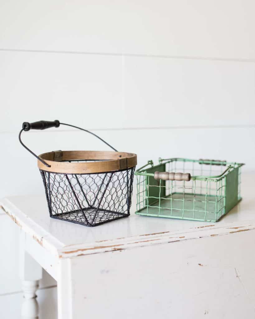 Unsplash_CleaningYourRoomChecklist_Baskets