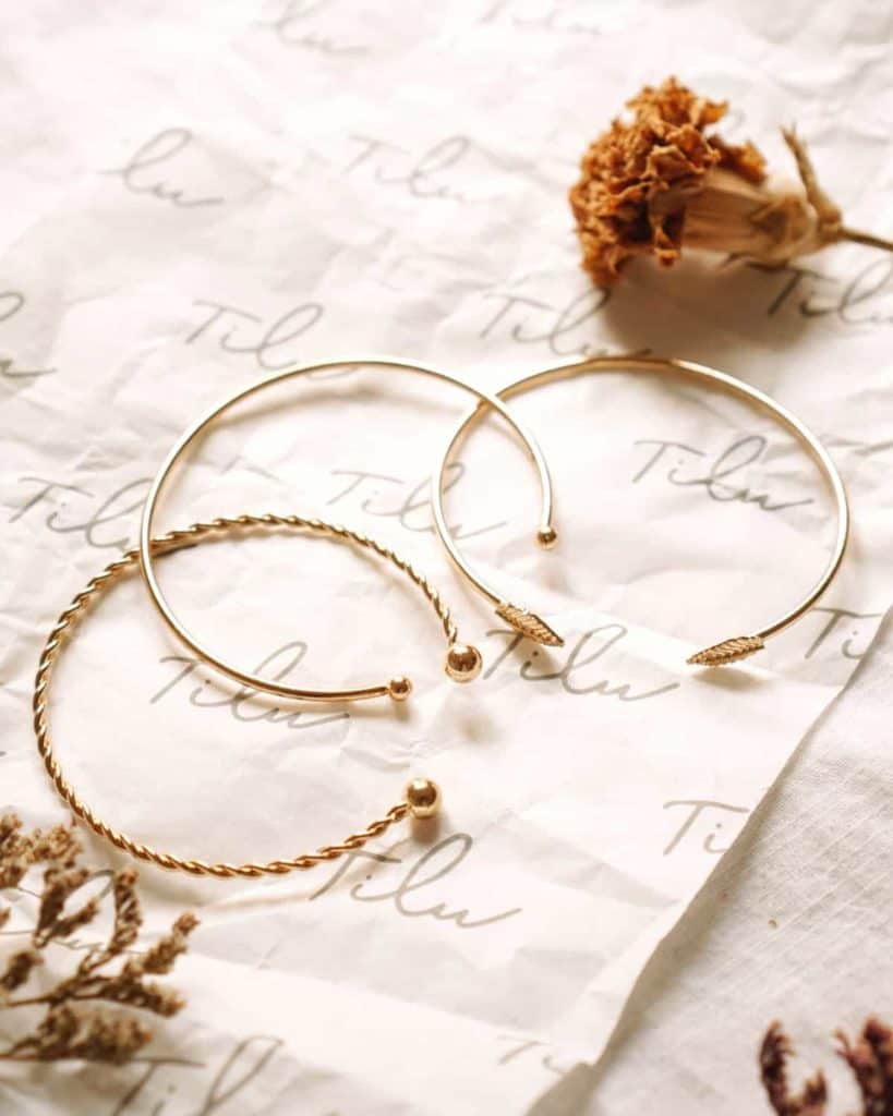 Clean Jewelry Naturally: DIY Cleaning Tips and Tricks 2 Unsplash_CleanJewelryNaturally-bracelets