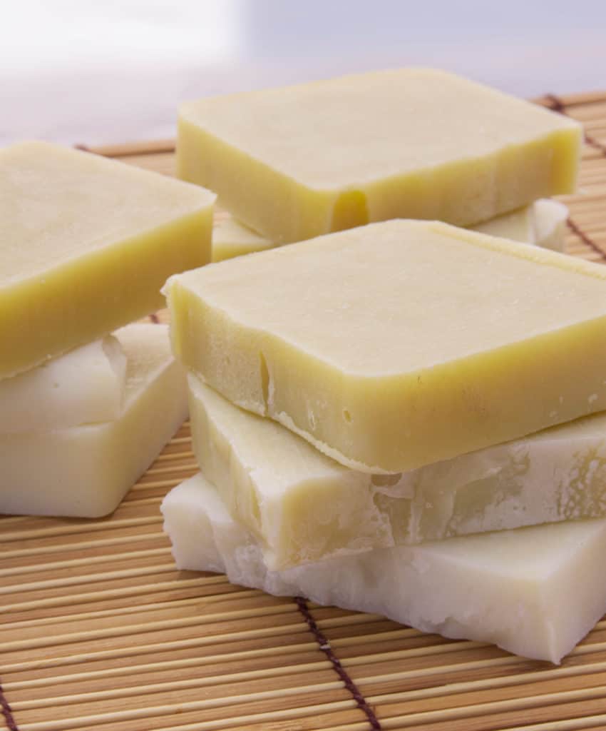 Soda Ash on Soap: How to Prevent and Remove It 2 YayImages_SodaAshOnSoap_soap