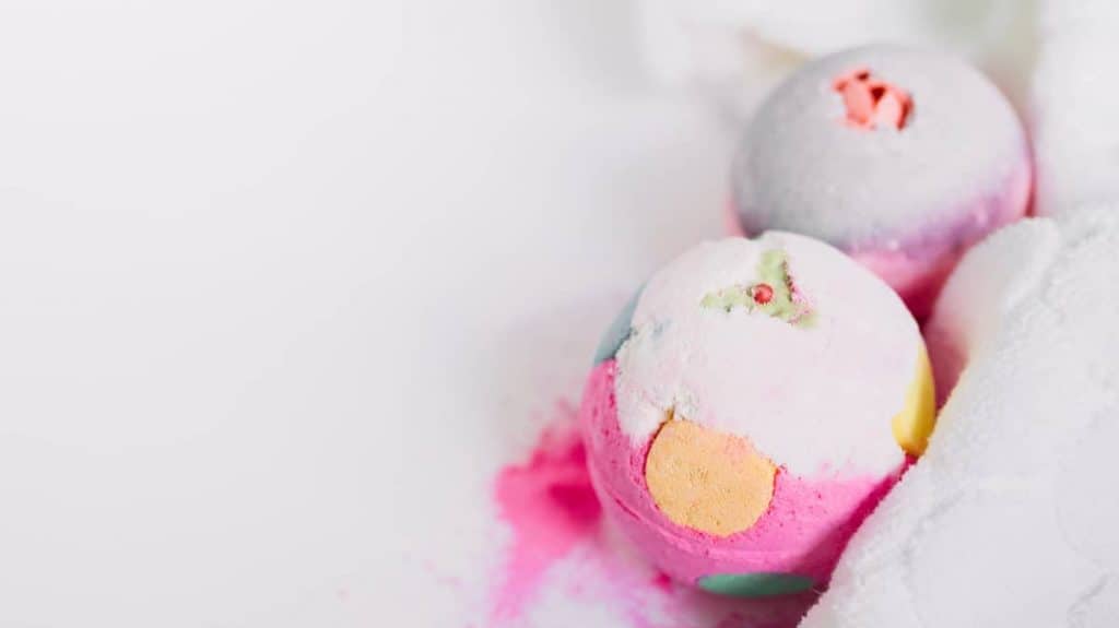 Do Bath Bombs Expire? (Hint: You’ll Want To Use Them Soon!) » RusticWise