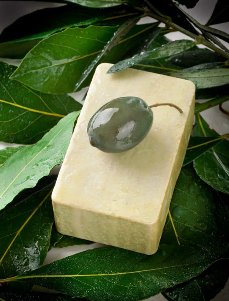 What is Aleppo soap, Syrian Aleppo soap bar with bay leaves