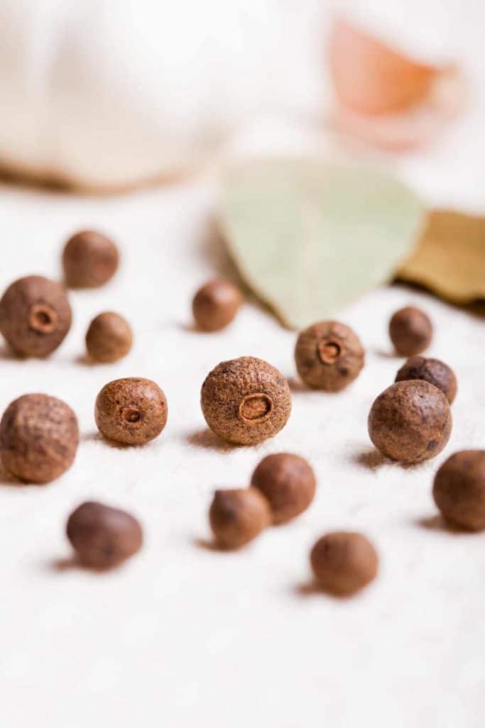 what spices are in allspice, close up allspice berries